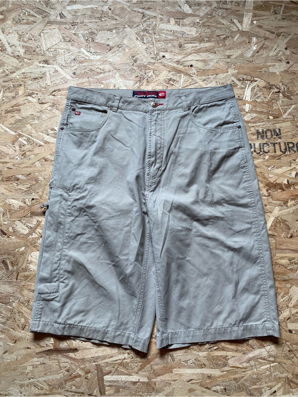 Point Zero Beige Baggy Cargo Shorts - Picture 2 of 8